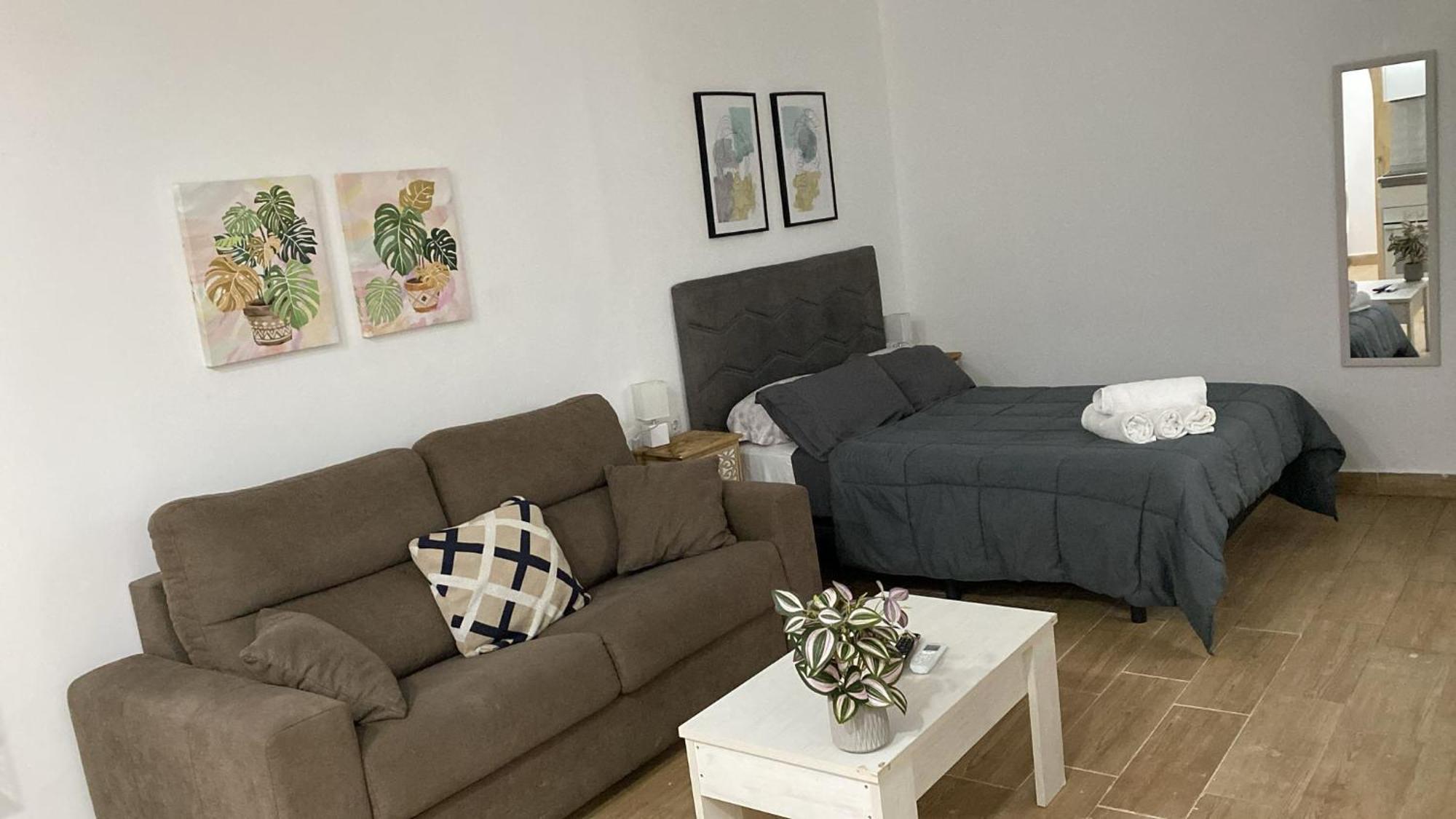 Rockside Residences Suites La Linea N3 La Línea de la Concepción Exteriör bild